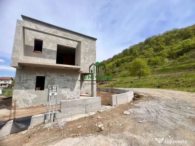Casă individuală de vânzare/Goranu,/Confort Premium