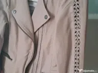 geaca sport din piele moale impecabila 