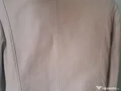 geaca sport din piele moale impecabila 
