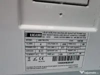 Vând vitrina frigorifica UGUR SS 700 DTK 