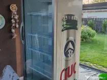 Vând vitrina frigorifica UGUR SS 700 DTK