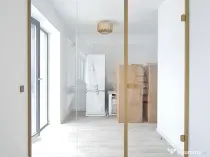 Usi interior, compartimentari din sticla securizata