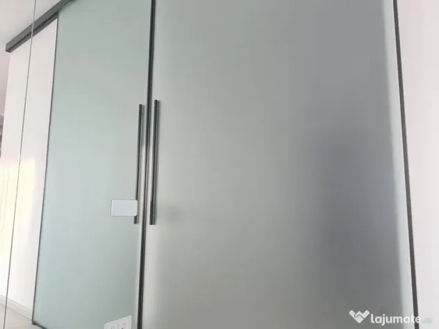 Usi interior, compartimentari din sticla securizata