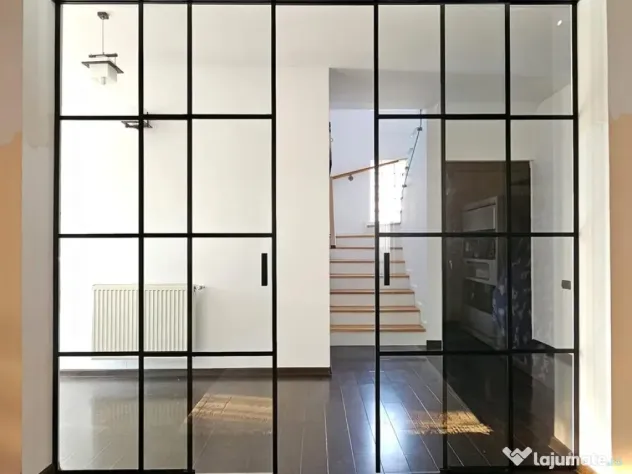 Usi interior, compartimentari din sticla securizata