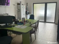 Închiriez ap. 3 camere 