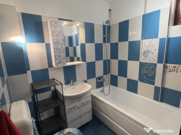De vanzare Apartament 3 camere Complet mobilat si utilat Alunului