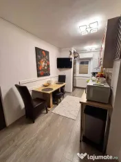 Apartament 3 camere zona Grivitei 