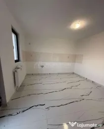 Casa pe parter cu 3 camere-Mutare imediata -Teren 800 mp-Asf