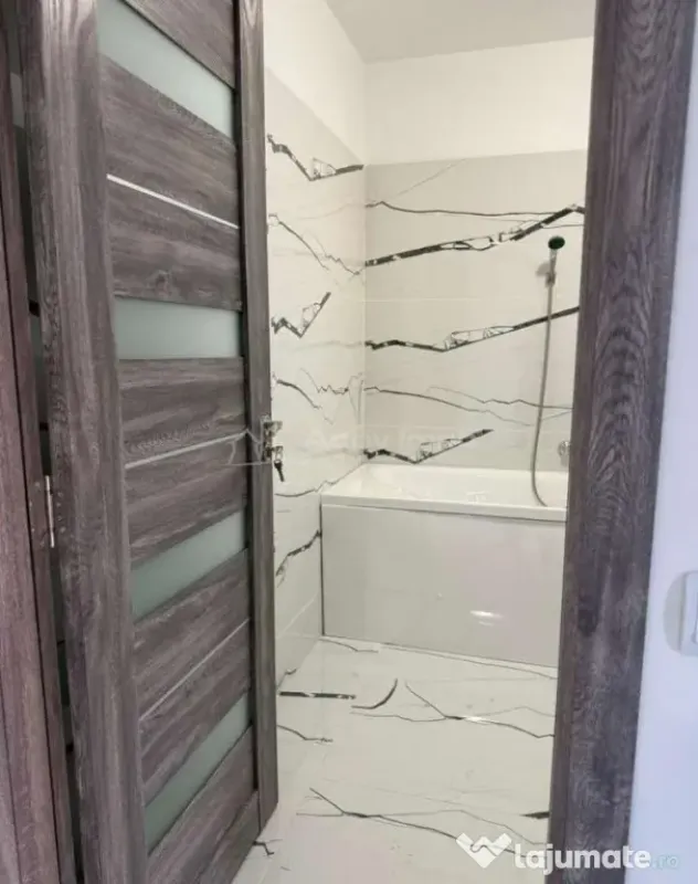 Casa pe parter cu 3 camere-Mutare imediata -Teren 800 mp-Asf
