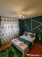 Apartament 2 camere, decomandat - zona Noua 