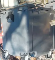 Recipient cu roți 1000 litri