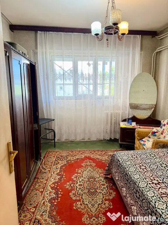 Apartament 3 camere stradal Morarilor- Vergului