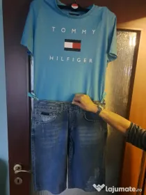 pantalon scurt plus un tricou