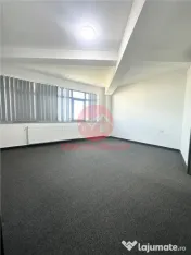 Spatiu Comercial 70 mp, Etaj 3, zona Brotacei 