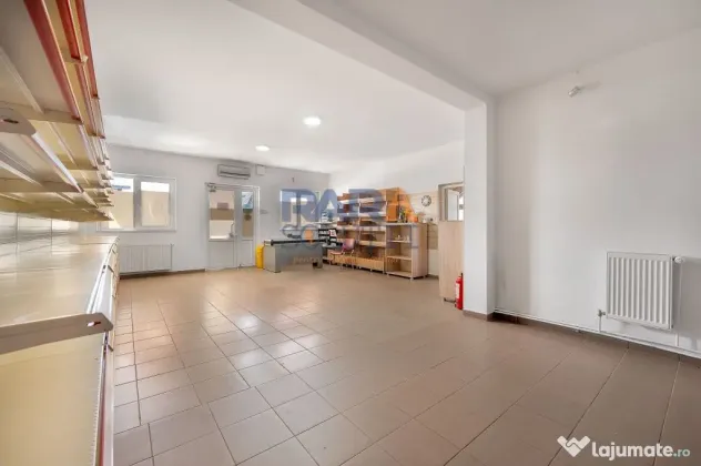Spațiu de producție cu dotări complete: brutărie, pat...