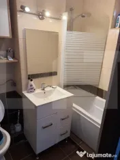 Apartament trei camere Bulevardul 16 Decembrie 1989 