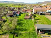 Teren frumos de 1.469 mp cu casuta: oportunitate in zona Cen 