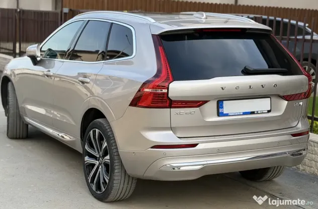 Volvo XC 60 Plug-in Hybrid T8 2025 | Impecabil | Garantie PRIMUS