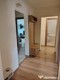 Apartament 4 camere, decomandat, poziție excelentă – Str 