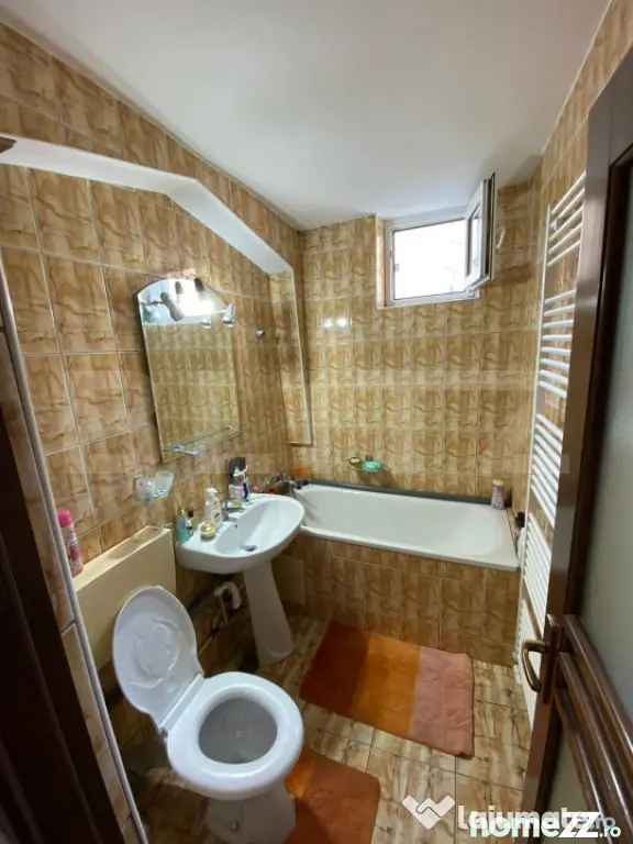 Apartament de vânzare, 2 camere - zona centrală - Zalau (Salaj)