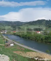 Teren intravilan în Dorna Arini, 1.25 ha, bonus 20 ari tere 