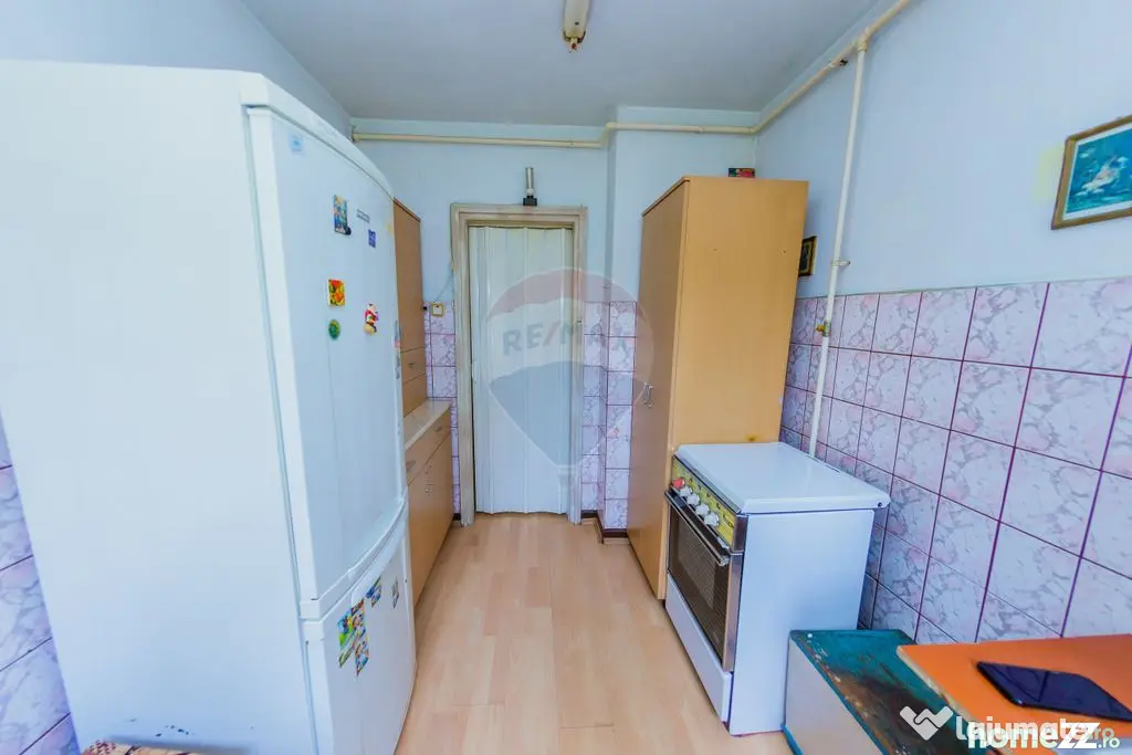 Apartanent 3 CAMERE LA PRET DE 2 camere Ioan Slavici