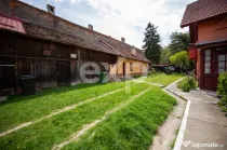 Corp de casă renovat, curte comună – Str. Lungă, Brașo
