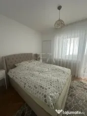 Apartament 3 camere Sala Palatului +pod , aporape de metrou 