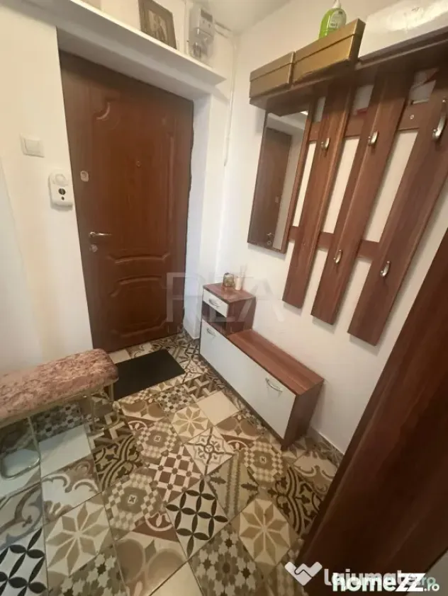 Apartament 3 camere Sala Palatului +pod , aporape de metrou - Bucuresti (Bucuresti-Ilfov)