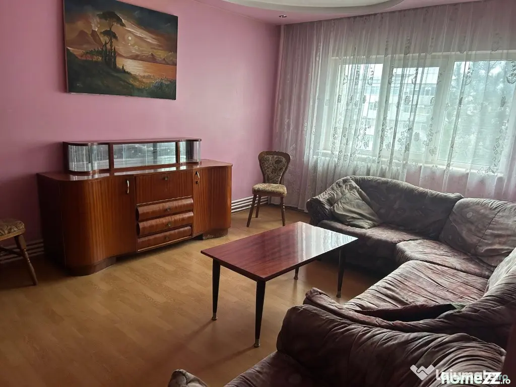Apartament 4 camere confort 1 Radu Negru etaj 3.