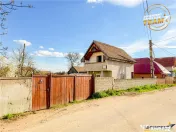 Casuta cu parc privat de 1.500mp, Central, Bodoc, la 15 min 