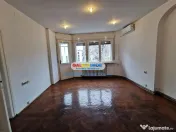 Apartament 3 camere, decomandat, boxa I Occidentului 