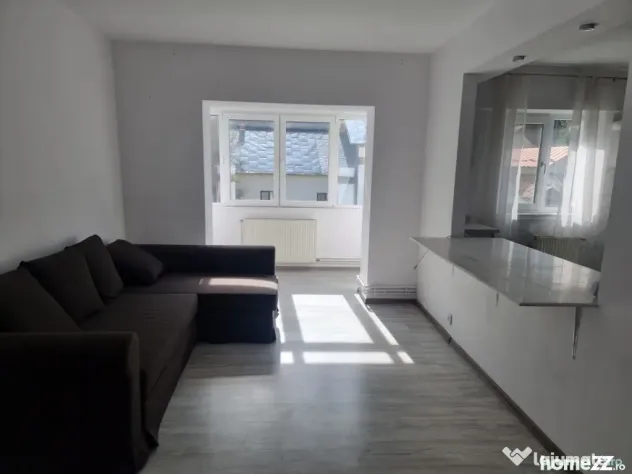 Apartament 3 camere de vânzare – Azuga, centru| 55 mp | 6