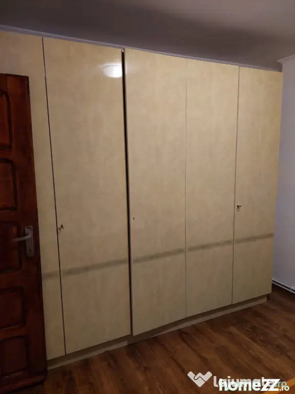 Apartament 4 camere, 100 mp, zona 1 Mai - Craiova (Dolj)