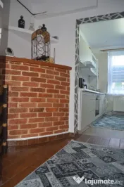 Azuga-Apartament cu trei camere -parter 