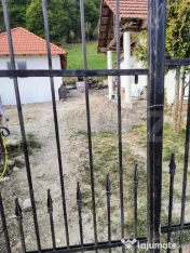 CASA SPATIOASA DE VANZARE CE OFERA CONFORT SI LINISTE 