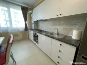 Apartament cu 2 camere, mobilat, parcare, zona Vivo 