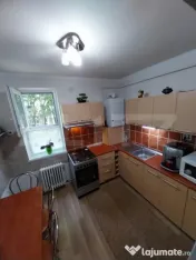 Apartament cu garaj inclus , 69 mp , Zona Careiului, 