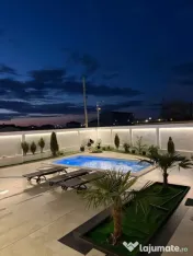 VILA DEOSEBITA LUX ,272 mp utili , teren 560 mp , Selgros 