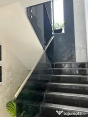 VILA DEOSEBITA LUX ,272 mp utili , teren 560 mp , Selgros 