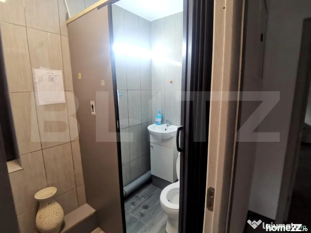 Spațiu comercial, P+M 90 mpu, plus 80 mp curte, vad stradal