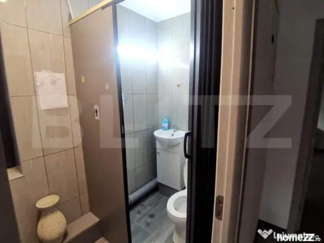 Spațiu comercial, P+M 90 mpu, plus 80 mp curte, vad stradal