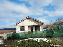 Casă Modernă de Vânzare in Cerghid – 15 km de Târgu M