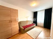 Apartament 3 camere semidecomandat, etaj intermediar 