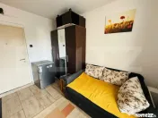 Camara camin cu loc de parcare si baie proprie-zona Florilor 
