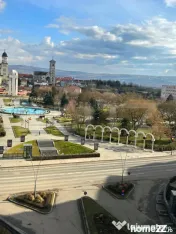 Apartament 3 camere, 70 mp, zona Cetate 