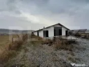 Casa individuala,180mp, 5000 mp teren plus Hala 550mp.CEPARI 