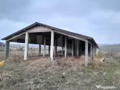 Casa individuala,180mp, 5000 mp teren plus Hala 550mp.CEPARI 