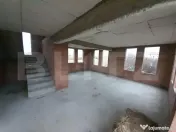 Casa individuala,180mp, 5000 mp teren plus Hala 550mp.CEPARI 