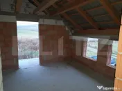 Casa individuala,180mp, 5000 mp teren plus Hala 550mp.CEPARI 